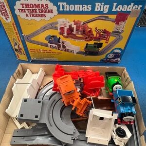 Vintage Thomas and Friends Big Loader Tomy Motorized Train Set Toy